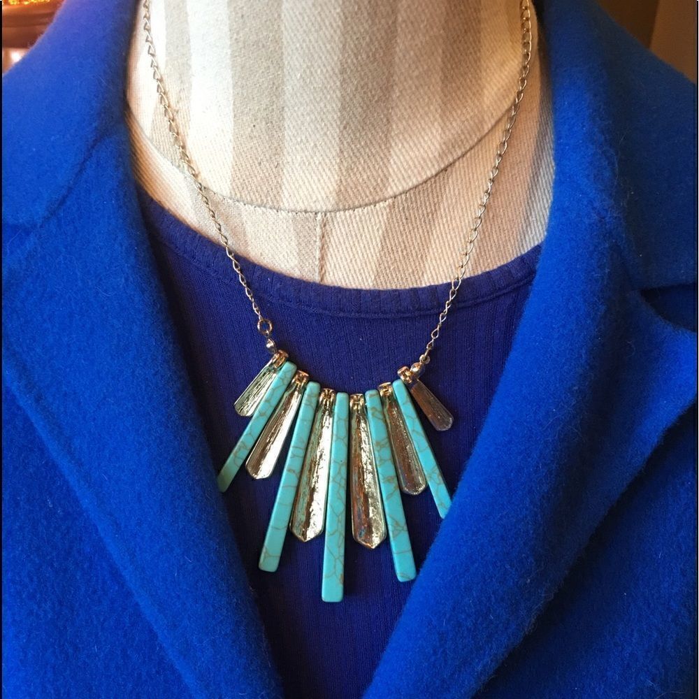Necklace Sold w Stitch Fix